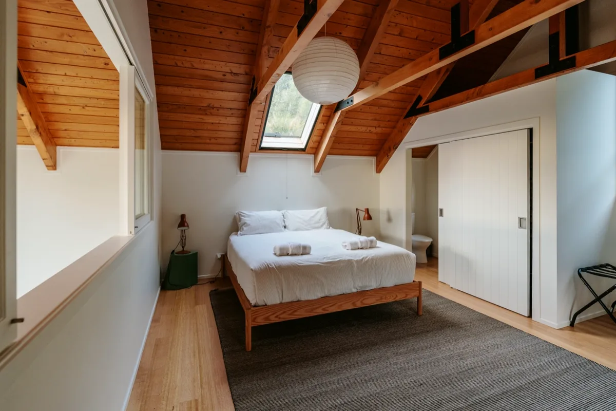 Loft bedroom beneath the skylight